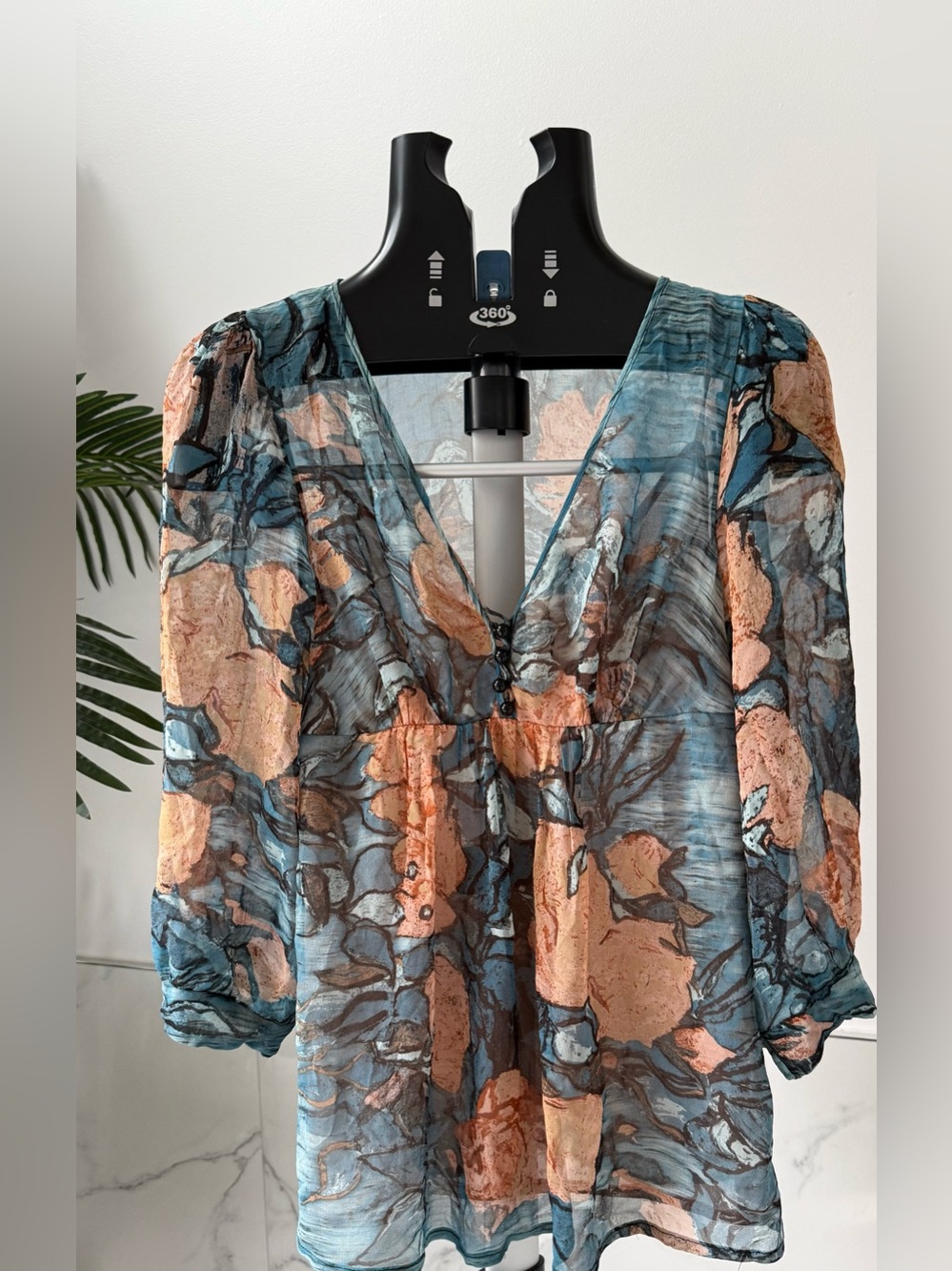 Tracy Reese 100% Silk Chiffon Blouse Small Teal Peach Floral Empire Waist